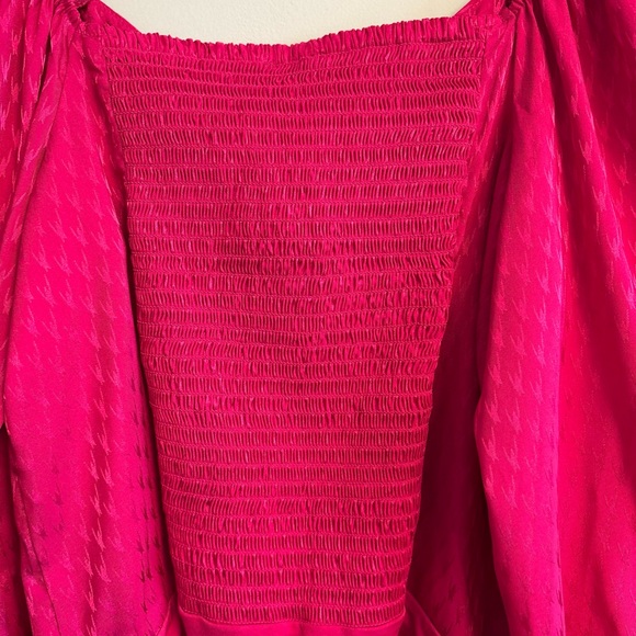 Express Long Sleeve Houndstooth Bodysuit - Picture 9 of 10